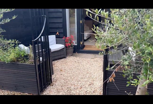 Video 1: Living area