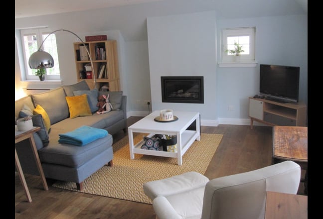 Two Rooms: Friendly & Tranquil Morningside Flat Main Photo