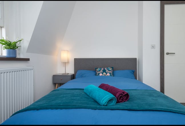 Luxury double room & private bathroom in NW1 Main Photo