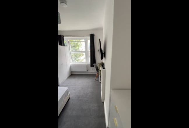 📍Room in Aldgate East from 1st of June📍 Main Photo