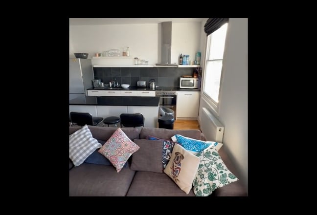 Large Double available in 2-Bed Flat — Maida Vale Main Photo