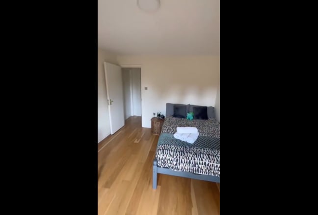 Room in a Shared Flat, Silver Close, SE14 Main Photo