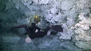 1362_Tech diver with double side mount in Cenote Chikin Ha, Yucatan Mexico