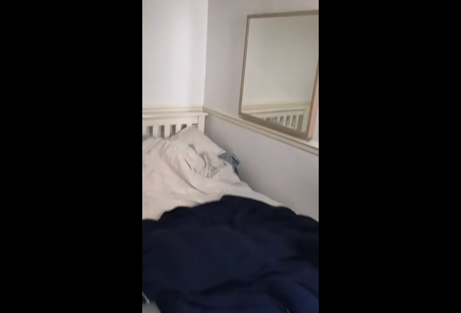 Double room available in large shared house Main Photo