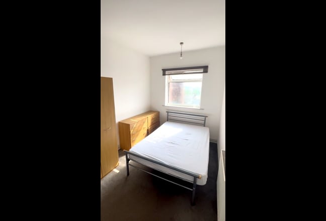 Double Room Near City Centre - All Bills Inc Main Photo