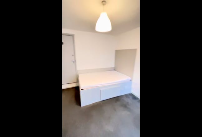 Double Room All Bills inc - Walkley Main Photo