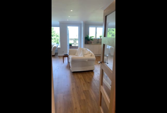 Video 1: Shared kitchen