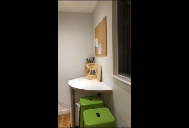 1 Bed Flat Share Above Sainsbury's Main Photo