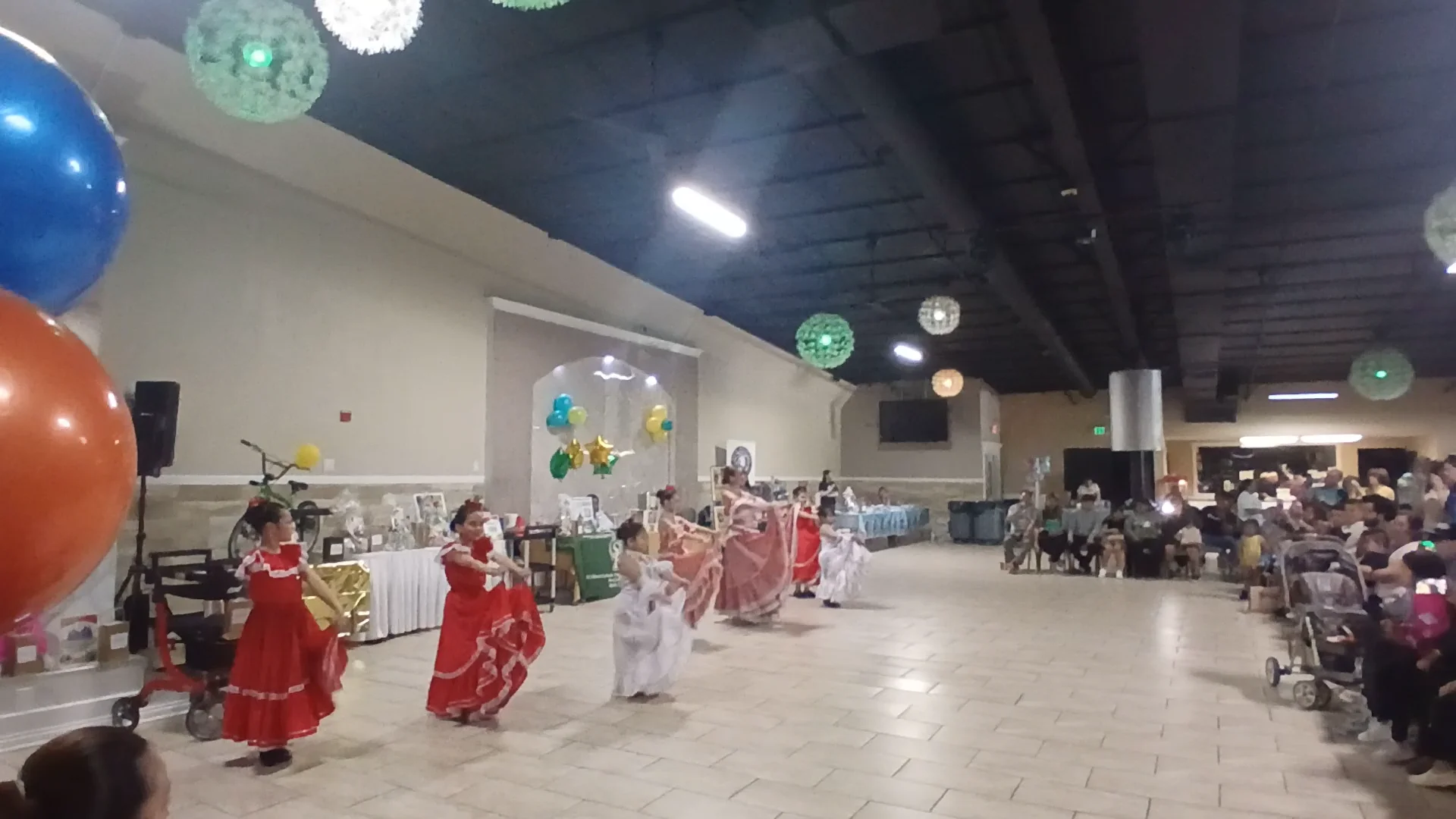 Screenshot of Roo Casino app interface on mobile device