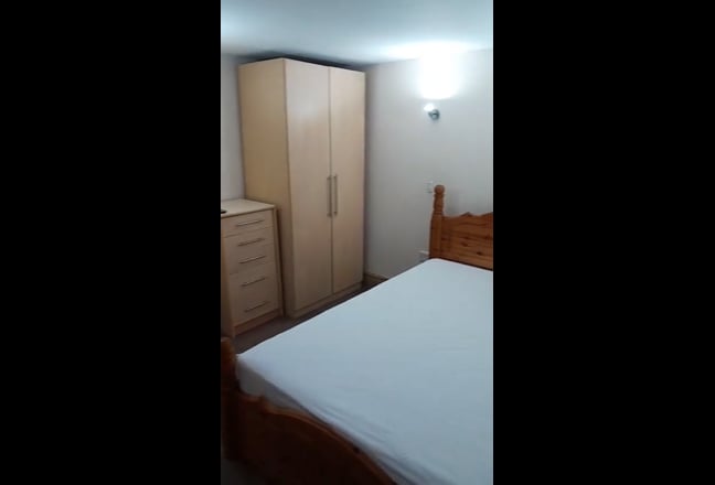 Flat let 100m from Harbor in Babbacombe road Main Photo