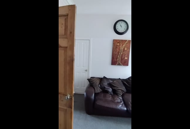 2 Bedroom Flat City Centre Location Main Photo