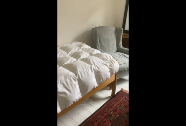 Photo 1: undefined