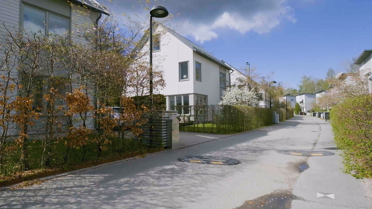 5 rum Villa på Maj Brings Väg 15 Sköndal Stockholms kommun - bild 2