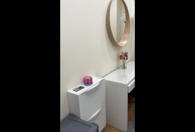 Redbridge-central line-lovely small double room Main Photo