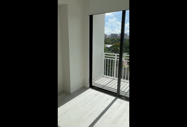Room available  Main Photo
