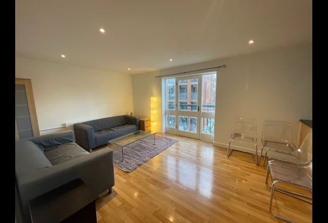 Spacious Two Double Bed Flat - Zones 1 and 2 Main Photo