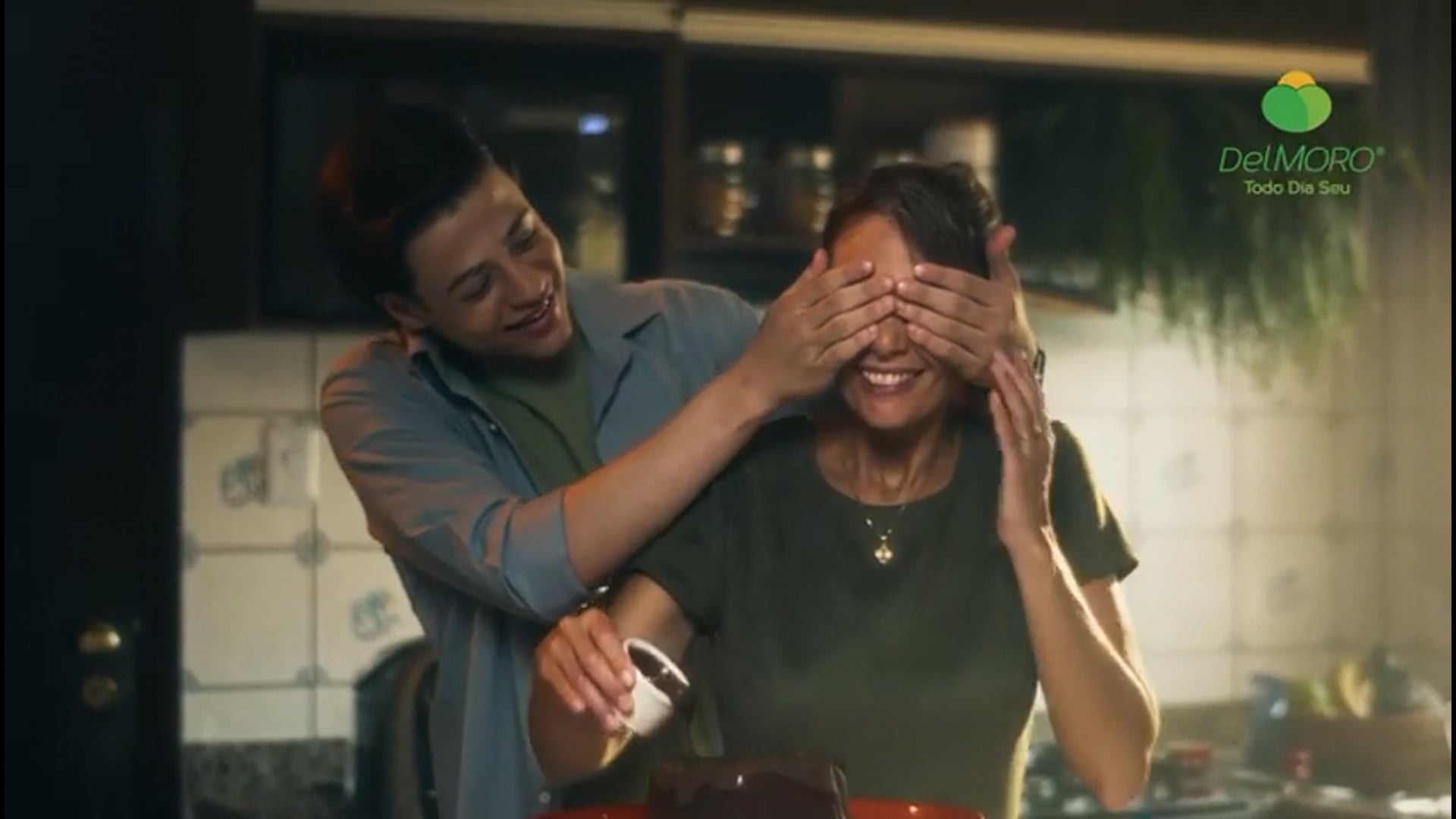 Delmoro Supermercados - Mães 2025