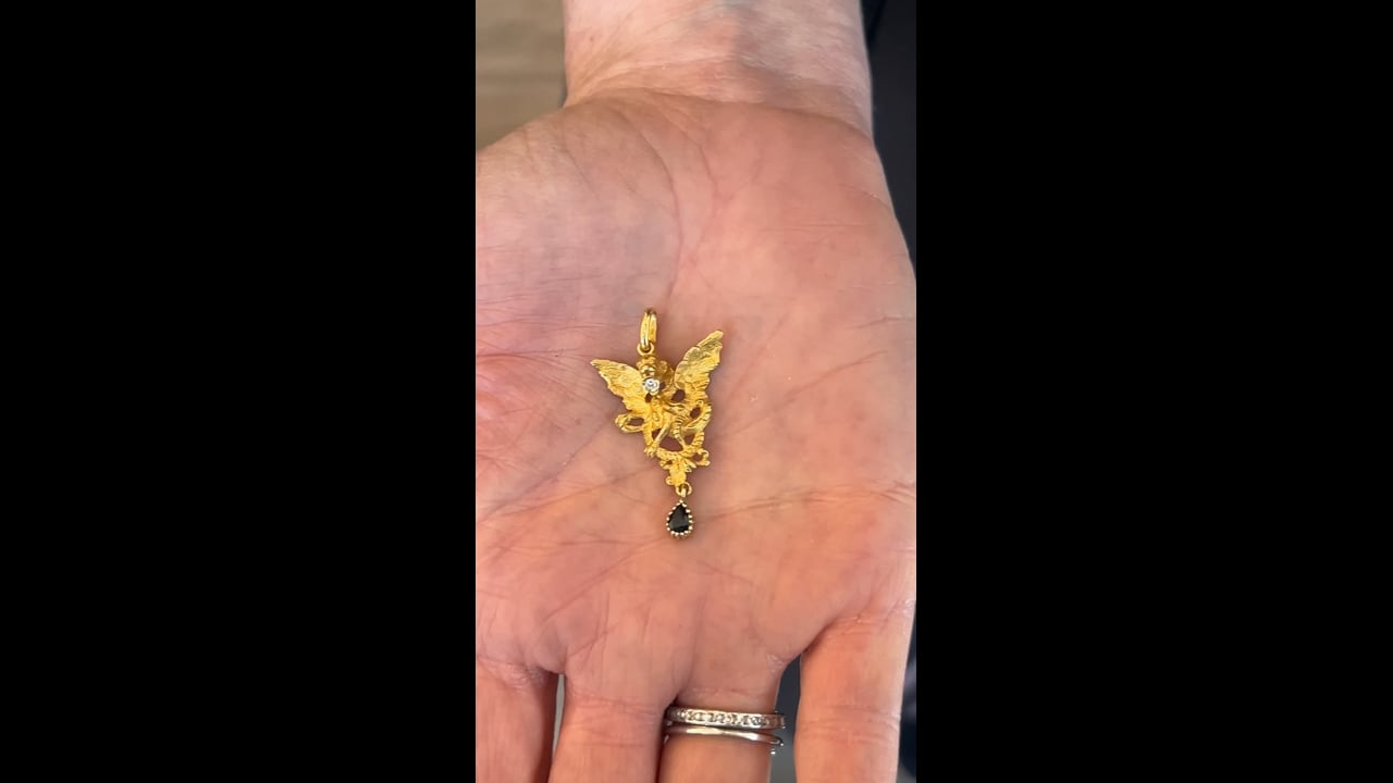専用　ハインリッヒ　22kゴールド　八芒星ギルト　ショープレート Diamond & Sapphire Dragon Pendant in 22k Yellow Gold