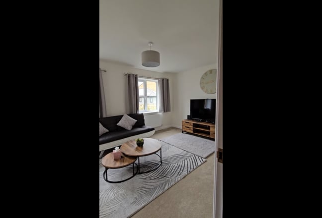 Hole house for rent Main Photo