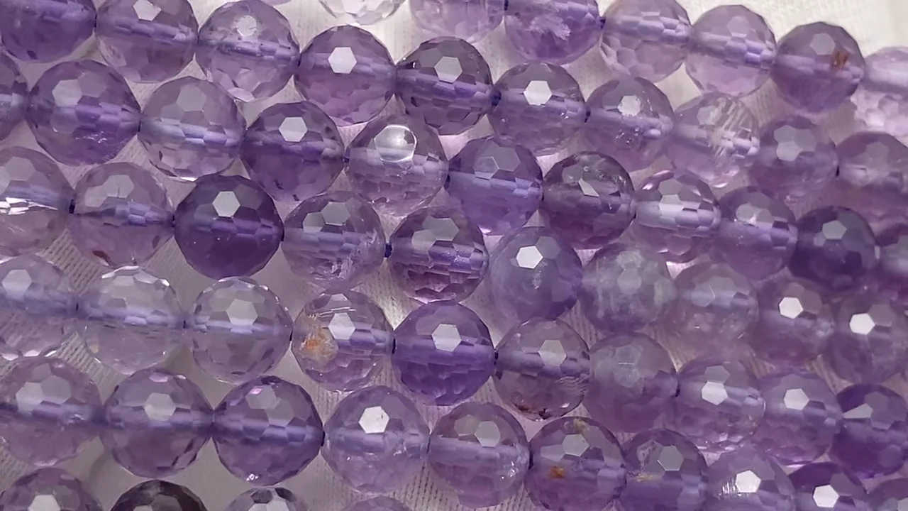 ライトカラーアメジスト 128面ラウンドカット7mm 1連｜天然石ビーズの