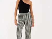 Black one-shoulder top | My Jewellery