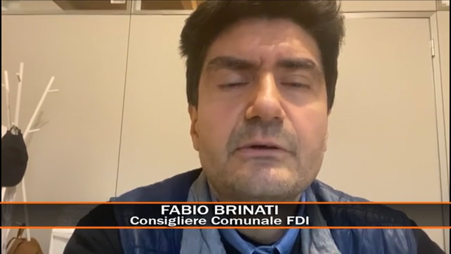 Caos in via Saffi, l’opposizione attacca