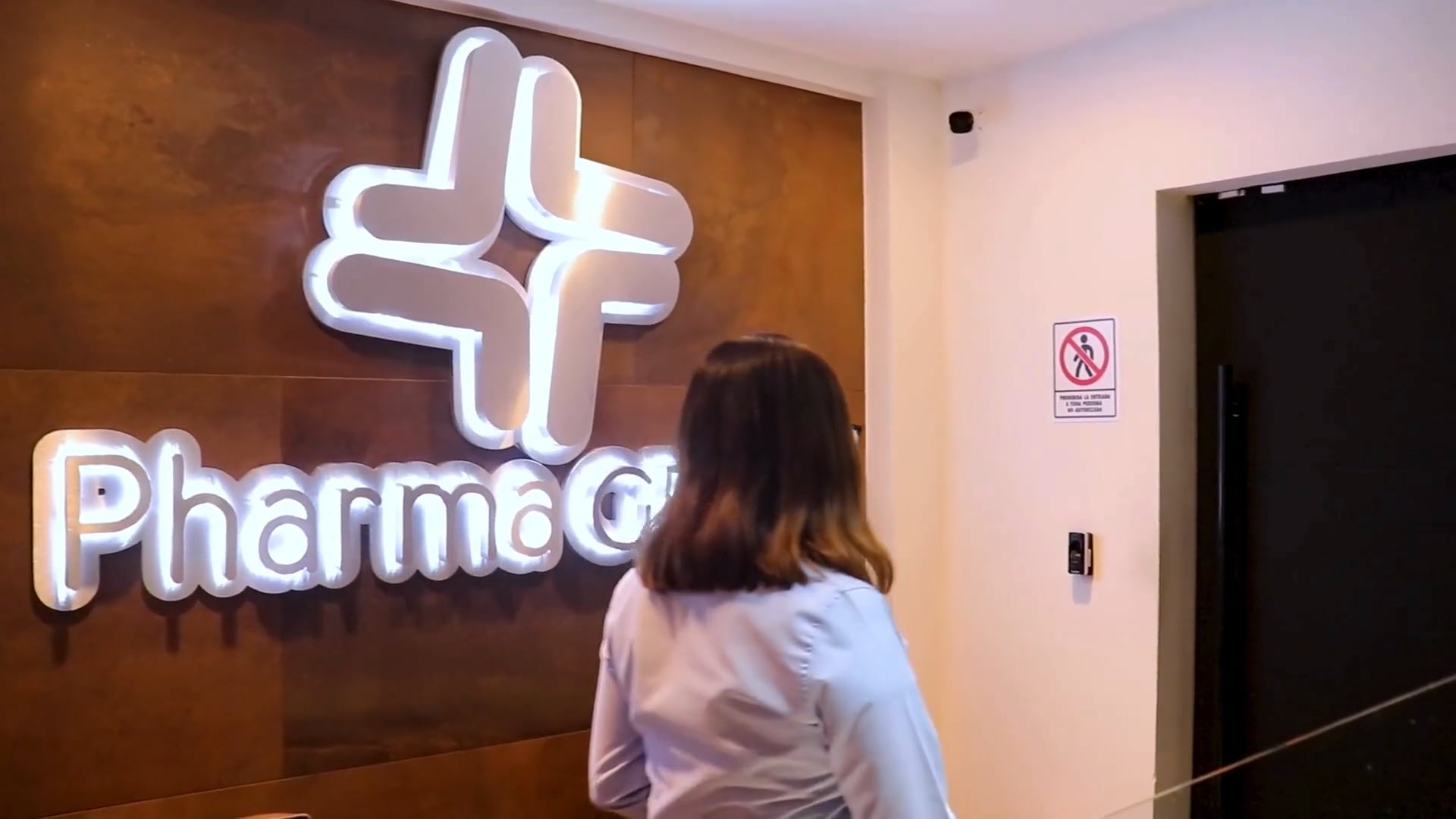 https://i.vimeocdn.com/video/2013239189-50d5c9e145d0ea04a3e6ec0c3a4ab8cb2a3b2039fa049a79e874c4e451e02f03-d