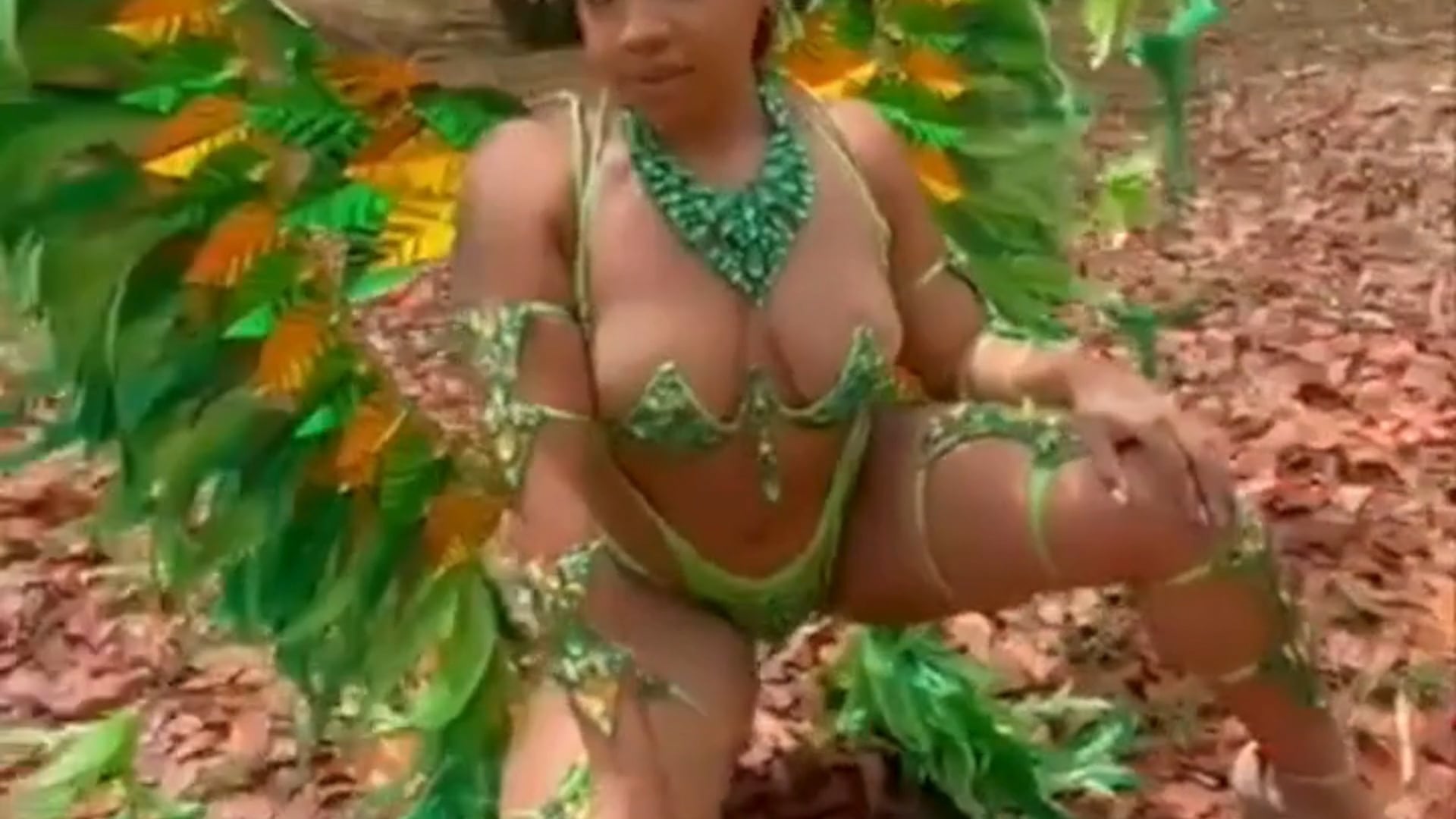 https://i.vimeocdn.com/video/2013573318-9e241c7b0a8854ea3297804be368b6728b57c404e495d8b726f8bacd3b41e0e2-d