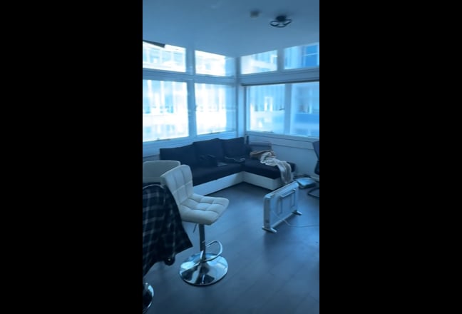 Entire 2 Bed 2 Bath Flat in Z1 London 2550pcm Main Photo