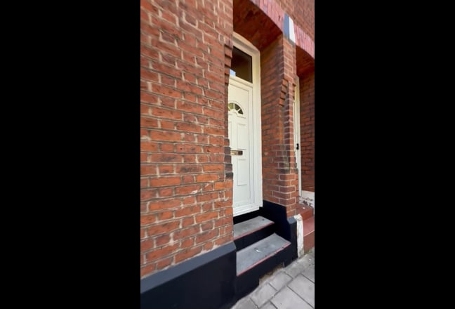 Newly Renovated En-Suite Rooms in Runcorn Centre Main Photo