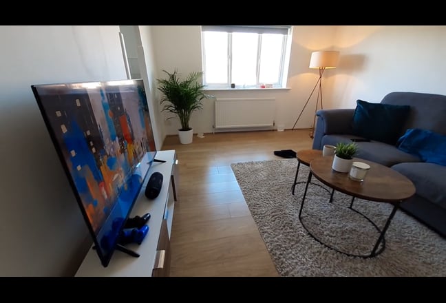 Photo 1: undefined