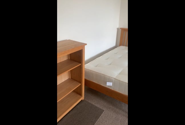 Two lovely rooms close to sea front Main Photo