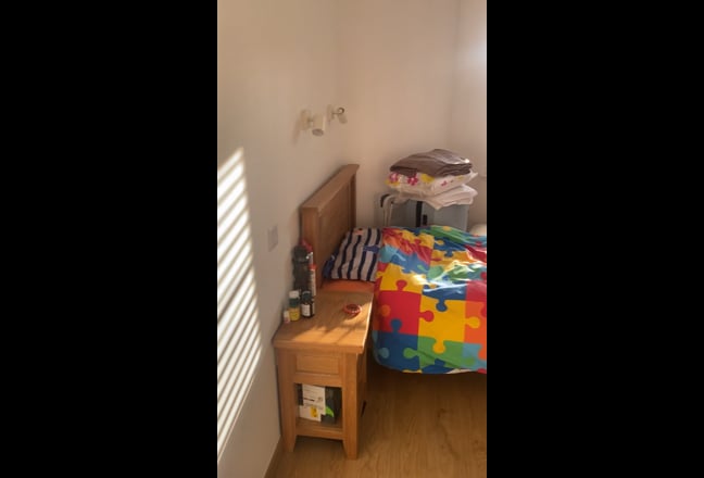 Nice studio close to University of Reading  Main Photo
