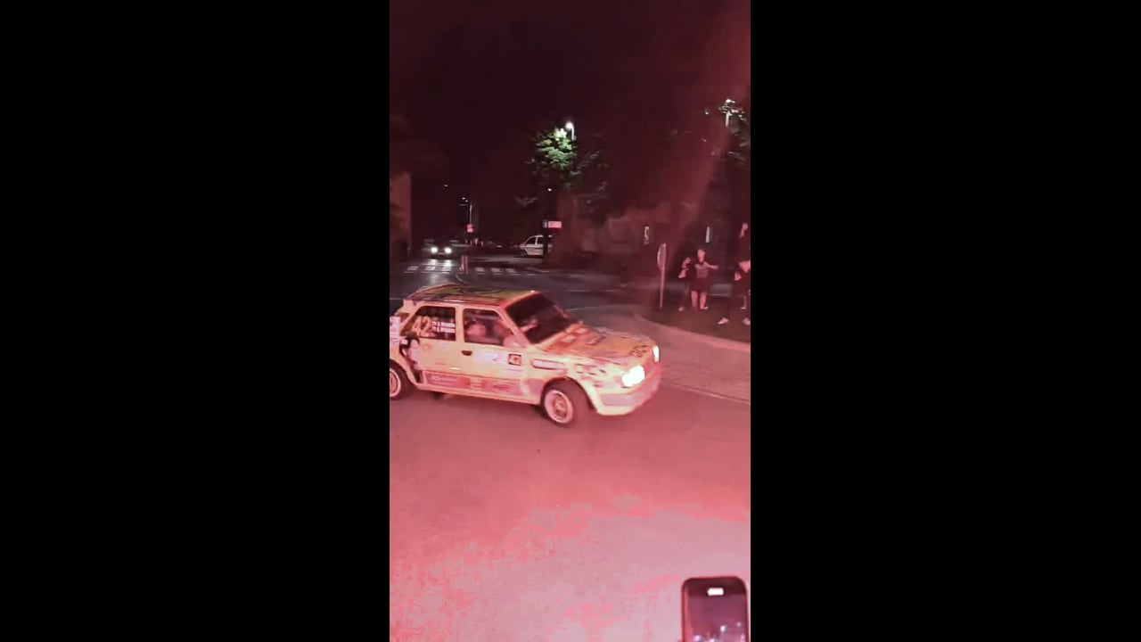 Čehu je v krožišču sredi Ajdovščine uspelo nekaj neverjetnega
