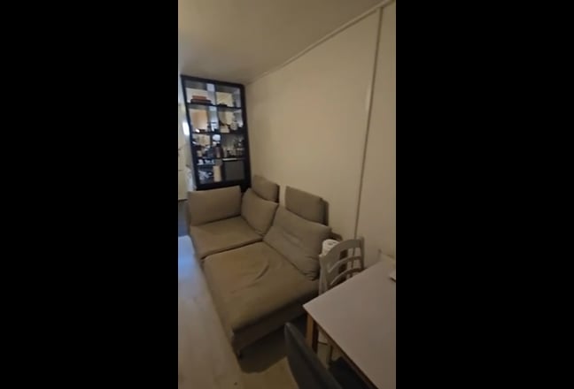 Studio 3 mins walk to leyton tube station Main Photo