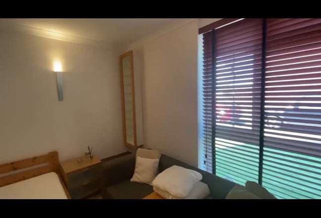 Spacious Double Bedroom with ample storage Main Photo