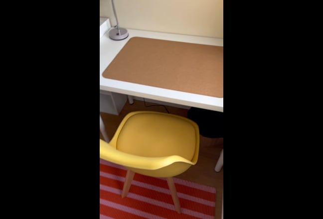 One newly furbished single room to rent  Main Photo