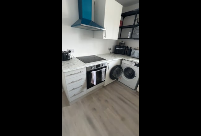 Double Rooms - All bills included Main Photo