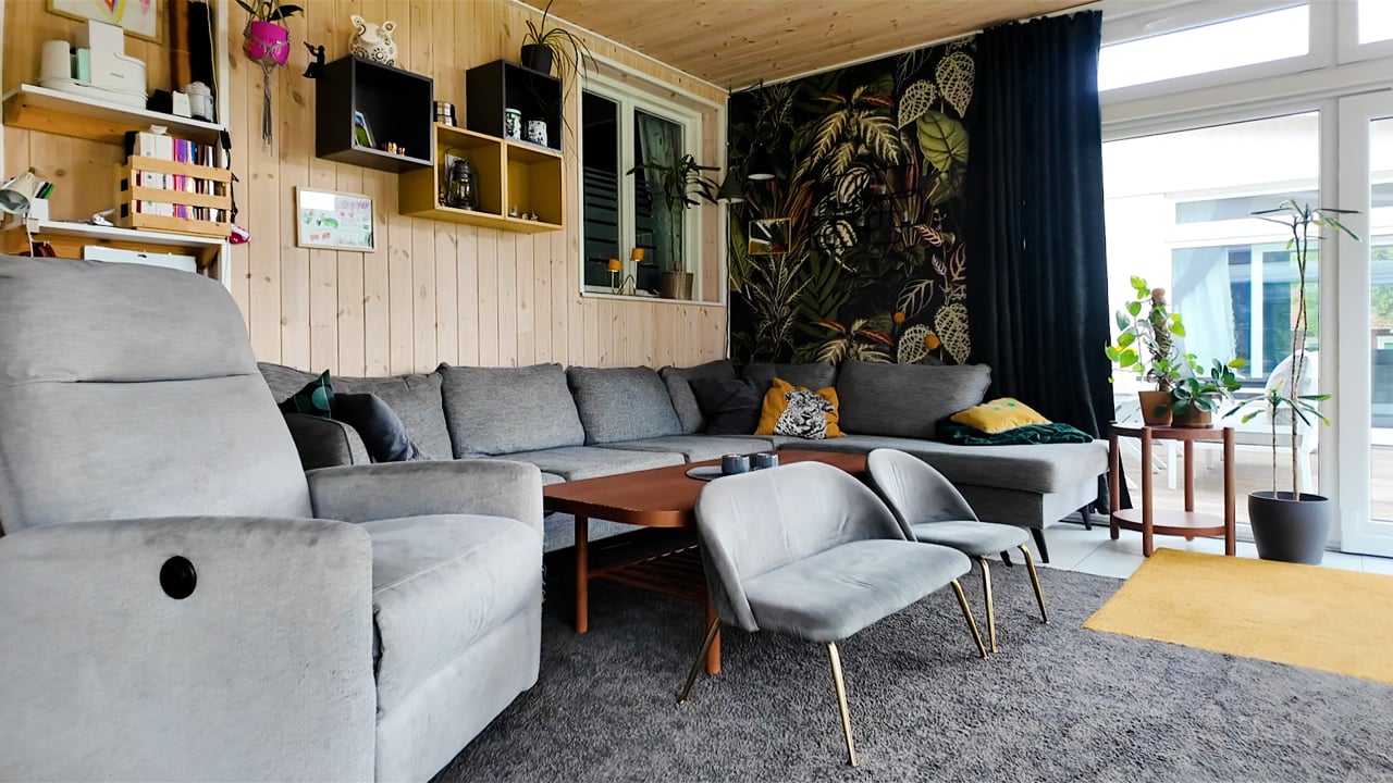 12 rum Villa på Axbergs Kyrkby 314 A+B Hovsta Örebro kommun - video