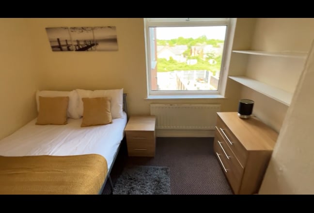 Furnished Single Room to Rent in Shirebrook Main Photo