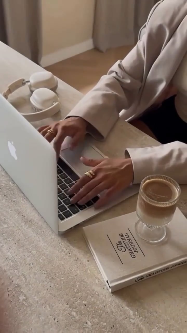 https://i.vimeocdn.com/video/2015194852-9c3b5e795b892e342c7a931f92a70ee648c562bfa0de1c49da143ab92a963092-d