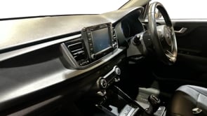 KIA RIO 2017 (17)