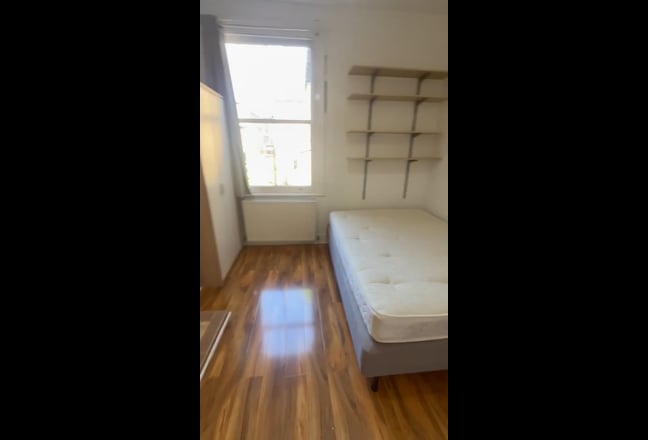 Luxury 4 Bedroom Flat (Brixton) Main Photo
