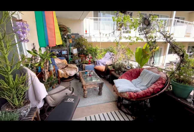 Rent controlled gem on north edge of WeHo Main Photo