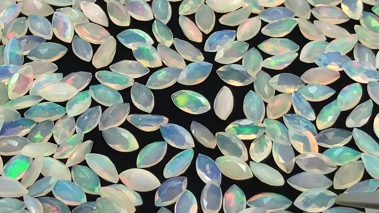 エチオピア産オパール ルース マーキスファセットカット6×3mm 10粒