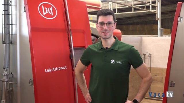 Tres Lely Astronaut A5