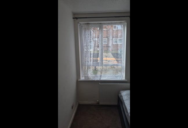 Cozy Single Room for Rent in Tottenham Zone 3 Main Photo
