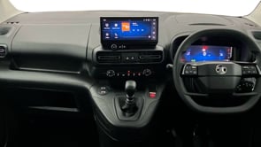 VAUXHALL COMBO-LIFE 2025 (25)