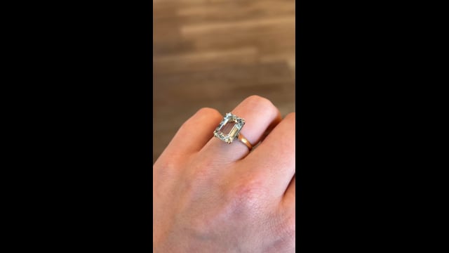 5.67 Vintage Aquamarine Cocktail Ring in 14k Yellow Gold