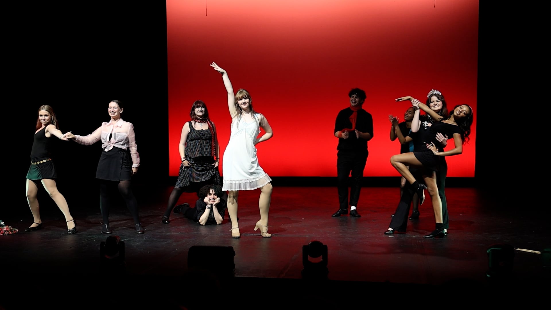 I Dont Wanna Show Off No More - Megan Cardille & Ensemble